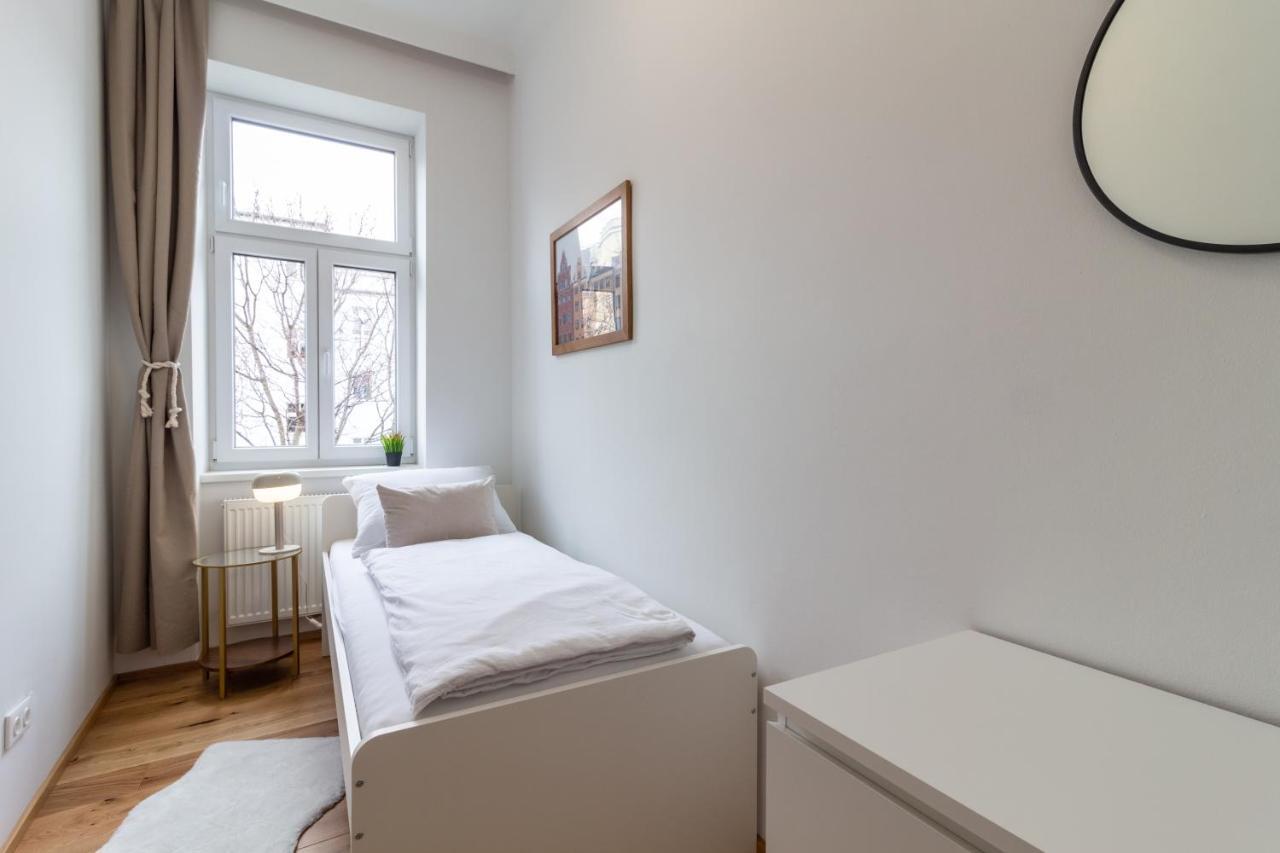 Cozy, Generous City Apartment - 10 Min To City-Centre - Contactless 24H Check-In Wiedeń Zewnętrze zdjęcie